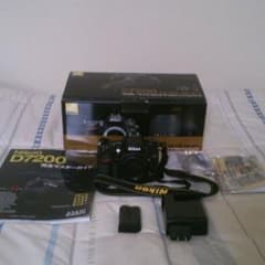 Nikon D7200 ボディ     ニコンのサムネイル