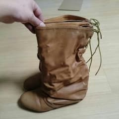 ブーツのサムネイル