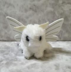 ふわふわモスちゃん マスコット カイコ 蚕 シロモ ① - メルカリ