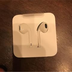 iPhone 7 イヤホン 正規品のサムネイル