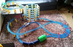 プラレール詰め合わせセット（電車、衣装ケース付き）のサムネイル
