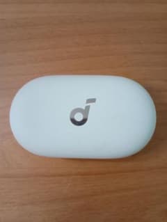 Anker Soundcore AeroFitのサムネイル