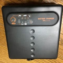 車のバッテリー充電器のサムネイル