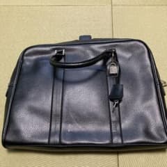 ビジネスバッグのサムネイル