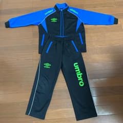 値下げしました！ジャージ上下UMBRO130cmのサムネイル