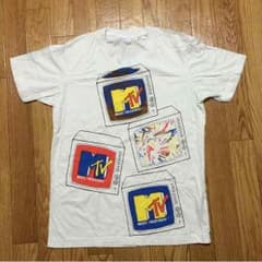 【UNIQLO】Tシャツのサムネイル