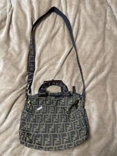 FENDI フェンディ ショルダーバッグ ズッカ柄のサムネイル
