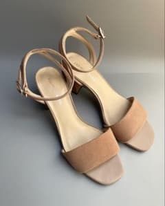 お値下げOdette e Odile クロスストラップサンダル22.5のサムネイル