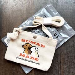 鹿*様 新品　HUMAN MADE／ミニ ショルダーバッグ／犬ロゴ／ユニセックス 鹿*様 新品 HUMAN MADE／ミニ ショルダーバッグ／犬ロゴ／ユニセックス