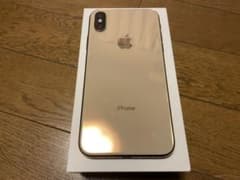 【mazuさま専用】iPhone Xs Gold SIMフリーのサムネイル