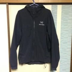 【大人気 】 アークテリクス Atom LT hoody ブラック Sのサムネイル