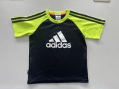 adidasＴシャツのサムネイル