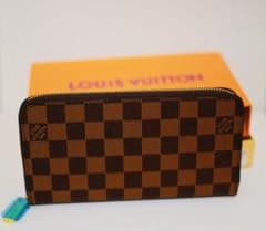 ルイヴィトン (Lovis Vuitton)サイフ#004のサムネイル