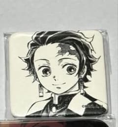 鬼滅の刃 ufotable DINING お楽しみくじ 缶バッジ 竈門炭治郎 - メルカリ