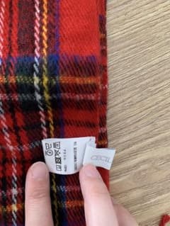 CECIL McBEE 大判ストール 柄:赤チェックのサムネイル