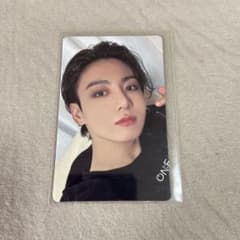 BTS JUNG KOOK MAP OF THE SOUL ON:E トレカのサムネイル