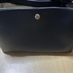 ブラック ショルダーバッグのサムネイル