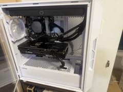 ゲーミングPC フルセットのサムネイル