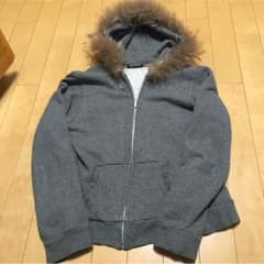 格安！即購入可 グレー ファー付き パーカーのサムネイル