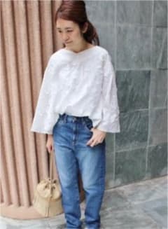 【まりぽんさん専用】IENA 刺繍ブラウスのサムネイル