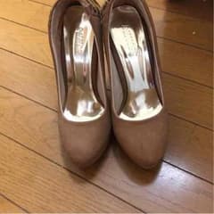 パンプスのサムネイル