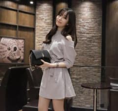 新品未使用♡肩見せミニワンピのサムネイル