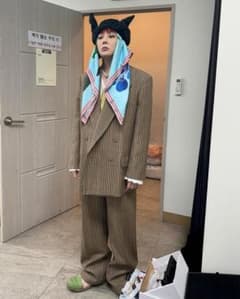 GD POWER PV着用　帽子　übermenschのサムネイル