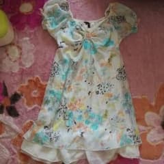 Mic様専用★花柄ワンピースのサムネイル