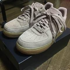 専用！NIKE エアフォース1 スニーカー メンズのサムネイル
