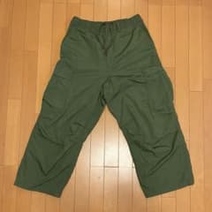 GU オリーブグリーン カーゴパンツM 美品のサムネイル
