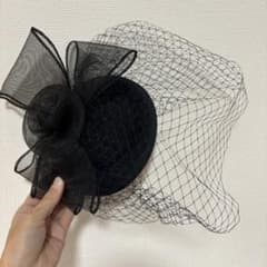 ブラックフォーマル　トーク帽子　黒　カクテル帽子　ヘッドドレスのサムネイル