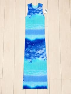 サイズ2 プリーツプリーズ ワンピース ブルー 新品未使用品のサムネイル