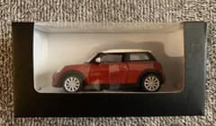 MINIクーパー ミニカー　赤のサムネイル