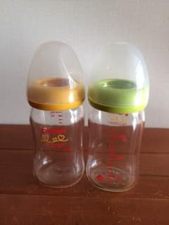 ピジョン 哺乳瓶のサムネイル