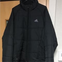 adidas アディダスのサムネイル