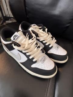 NIKE SB DUNK LOW HUFのサムネイル