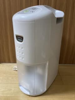 コロナ除湿機 ほぼ新品 2024年製CD-P63A2のサムネイル