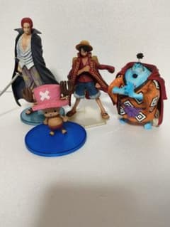 ワンピース フィギュア4体セット+オマケ2体 - メルカリ