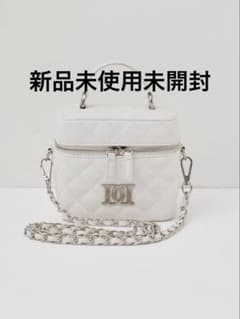Darich シルバーパーツ キルティングスクエアミニバッグ 白 WHT - メルカリ