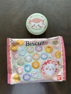 ちいかわ 刺繍缶バッジ くりまんじゅう(開封のみ)のサムネイル
