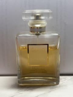CHANEL COCO MADEMOISELLE オードゥ パルファムのサムネイル
