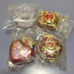 Pretty Guardian Sailor Moon Transformation Item Compact 4-Piece Set