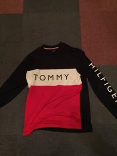 TOMMY HILFIGER ロンTのサムネイル