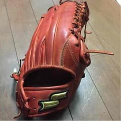 硬式グローブのサムネイル