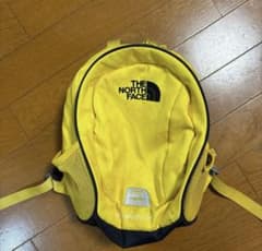 ノースフェイス キッズ リュック 8L黄色のサムネイル