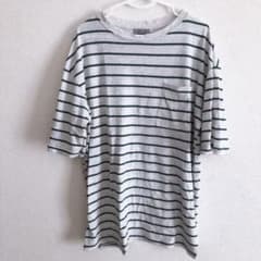 オーバーサイズ　ボーダー　Tシャツ　スリット入りのサムネイル