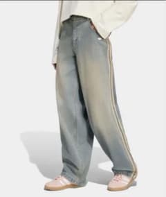 26 プレミアム エッセンシャルズ デニム パンツ / adidas