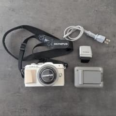 ジャンク品】OLYMPUS PEN Lite E-PL 7 ミラーレスカメラ - メルカリ