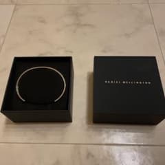 DANIEL WELLINGTON バングルのサムネイル
