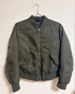UNIQLO レディースMA-1 ブルゾン カーキ Mサイズのサムネイル